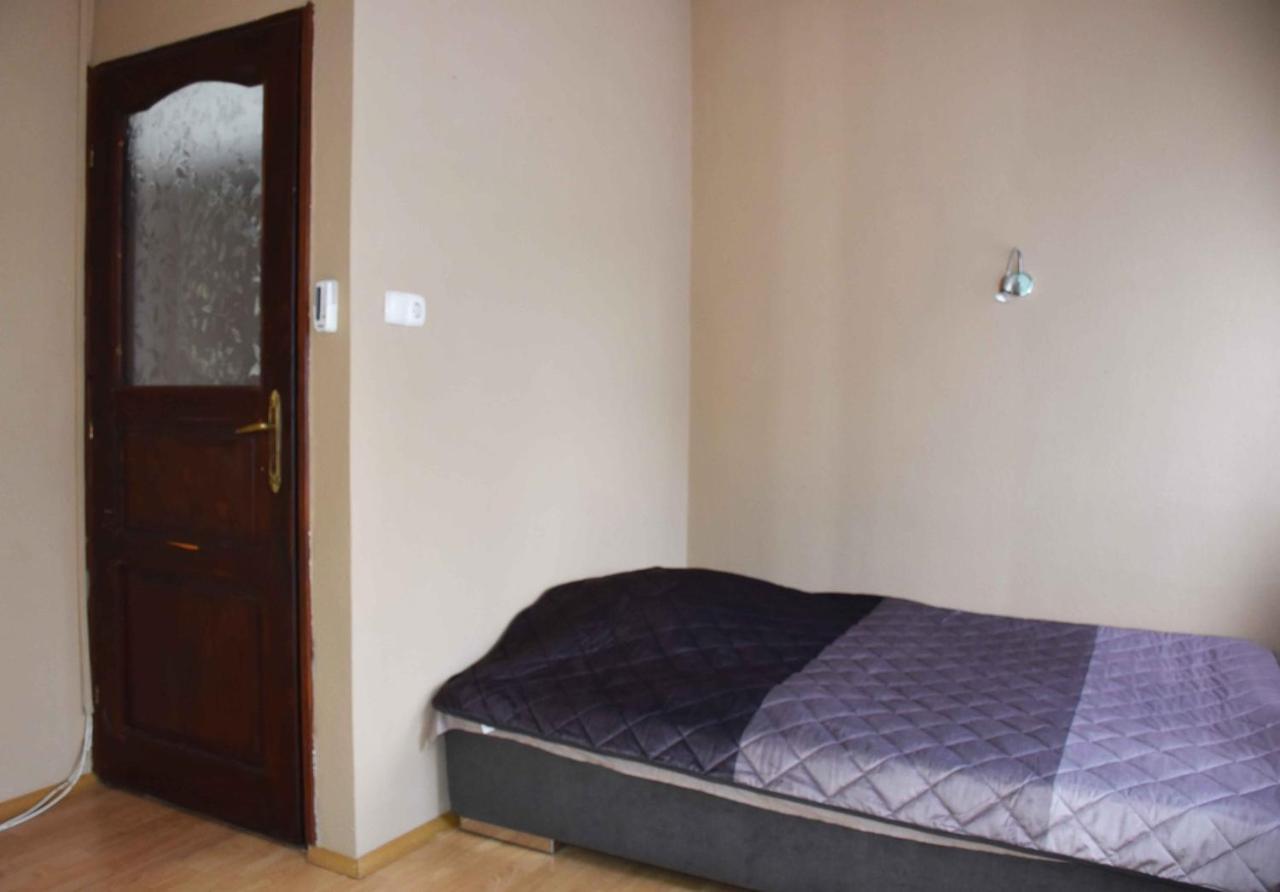 Pilikan Apartments - Park, Agroturism, Vineyard & Farm Сержегтомай Екстер'єр фото